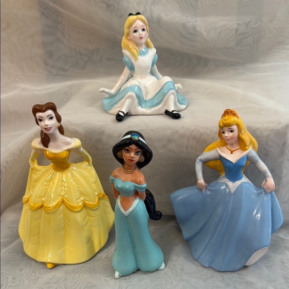 Disney VTG Ceramic Figurines - Picture 3 of 8